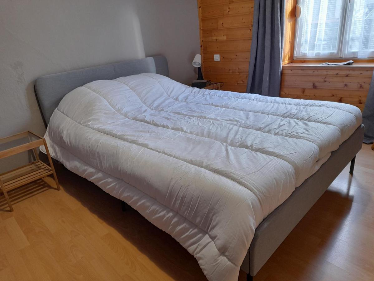 Agreable Appartement De 48 M² En Rdc ラ・ブルブール エクステリア 写真